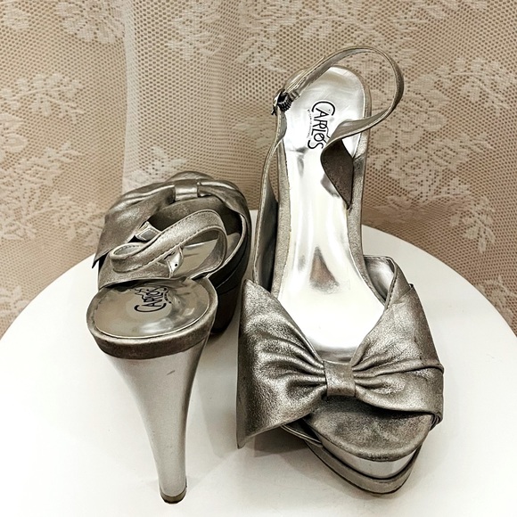 🤍Carlos Santana Sliver Bow Heels🤍 - Picture 3 of 7